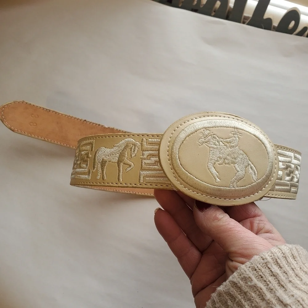 YAC SILK EMBROIDERY LEATHER NWT. Belt and buckle.  Beige  sz 38 unisex